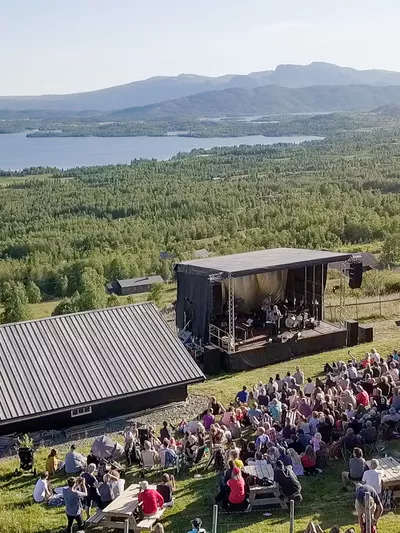 Konsert med masse mennesker