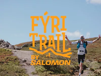 Person på joggetur med tekst