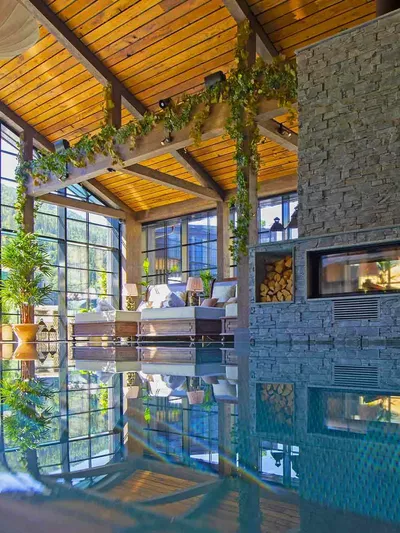 Fyri resort Hemsedal pool club.