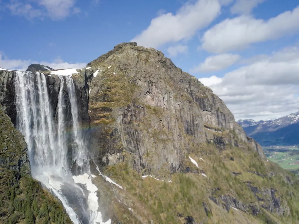 Hydnefossen.